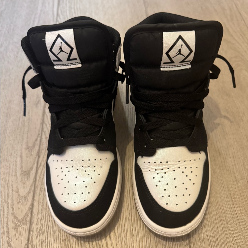Jordan 1 Mid Diamond Shorts Womens 6.5US